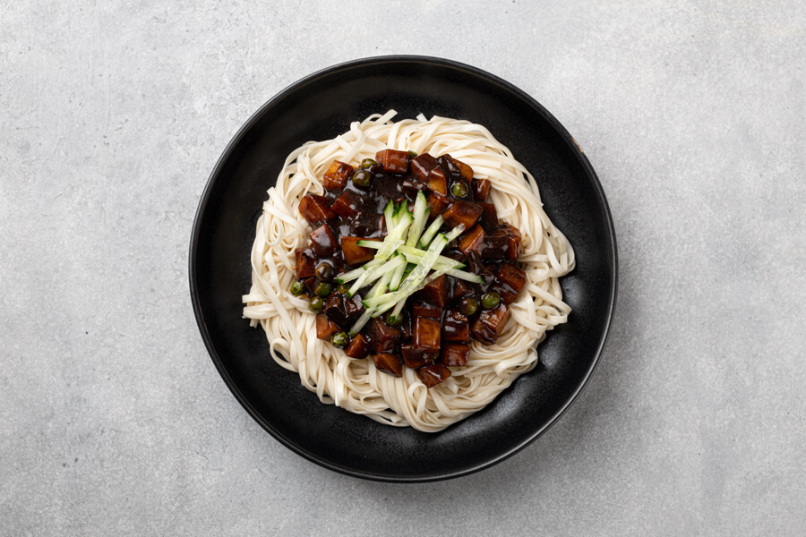 Jajangmyeon – przysmak kuchni koreańskiej