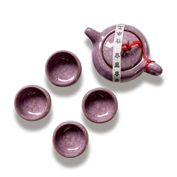 Miniaturowy zestaw do herbaty w kolorze fioletowym